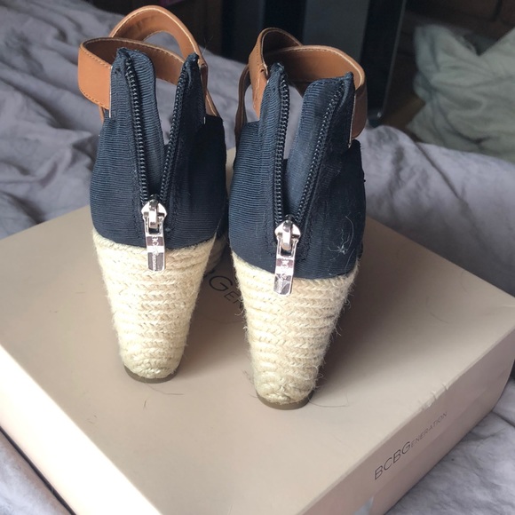 BCBG Wedges - Picture 2 of 6